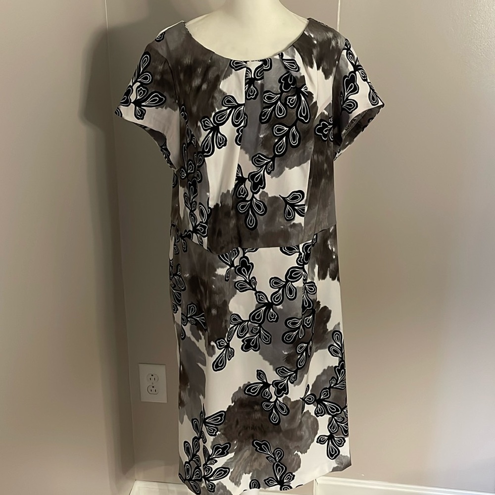 Dress barn Shealth Dress